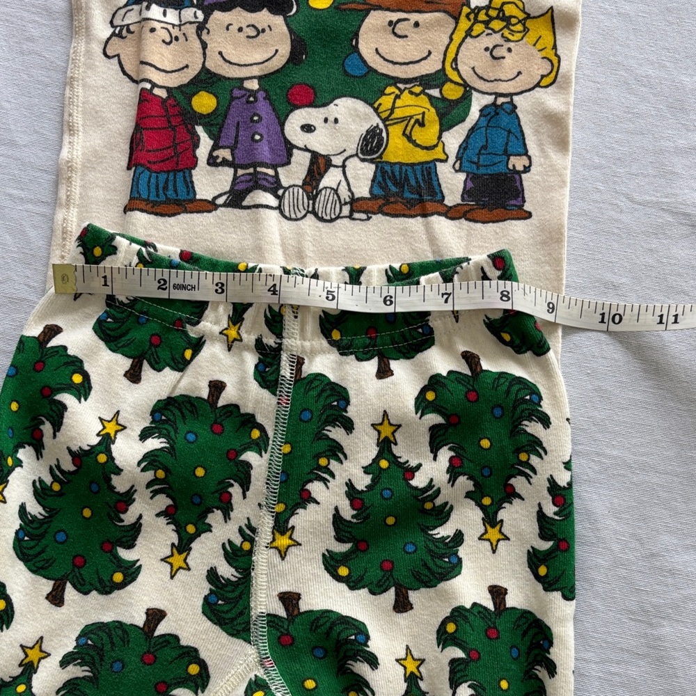 Hanna Andersson x Peanuts Christmas Kids Pajama Set - Cream and Green - Picture 9 of 9